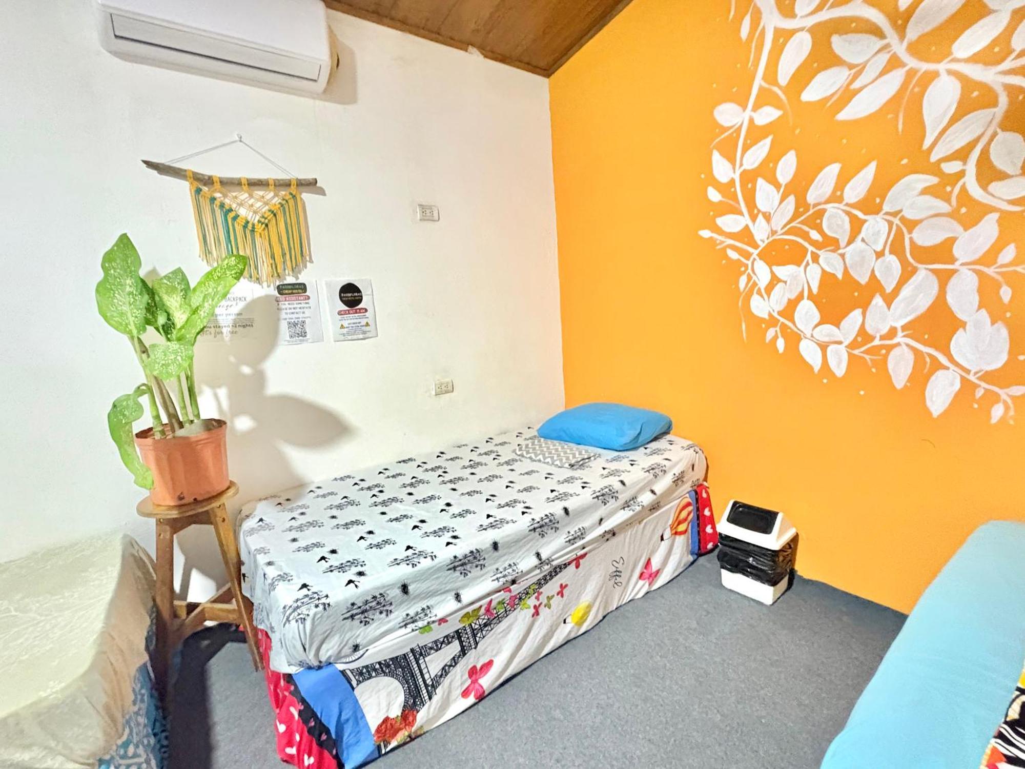 Cheap Hostel Quepos Dış mekan fotoğraf