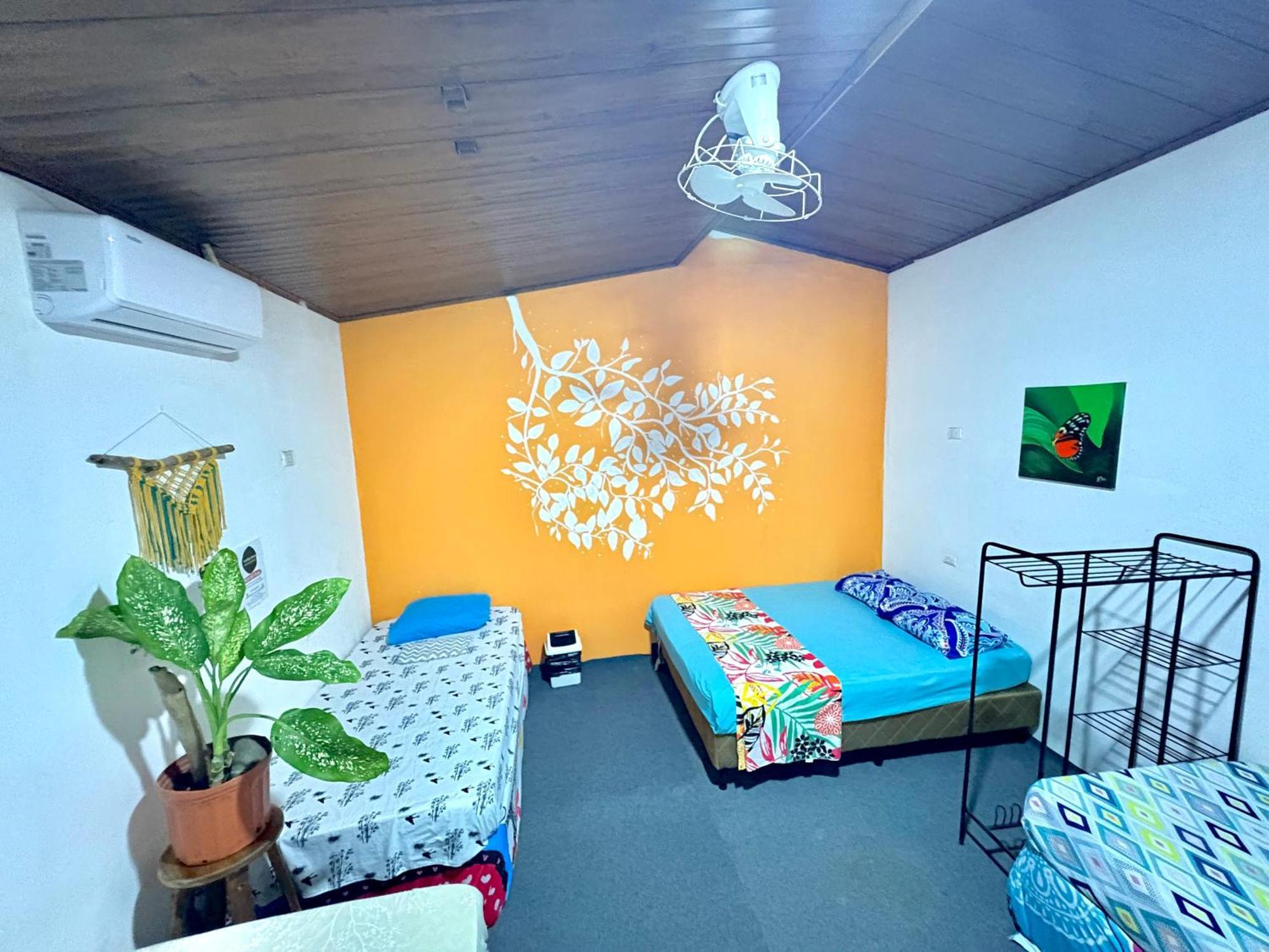 Cheap Hostel Quepos Dış mekan fotoğraf
